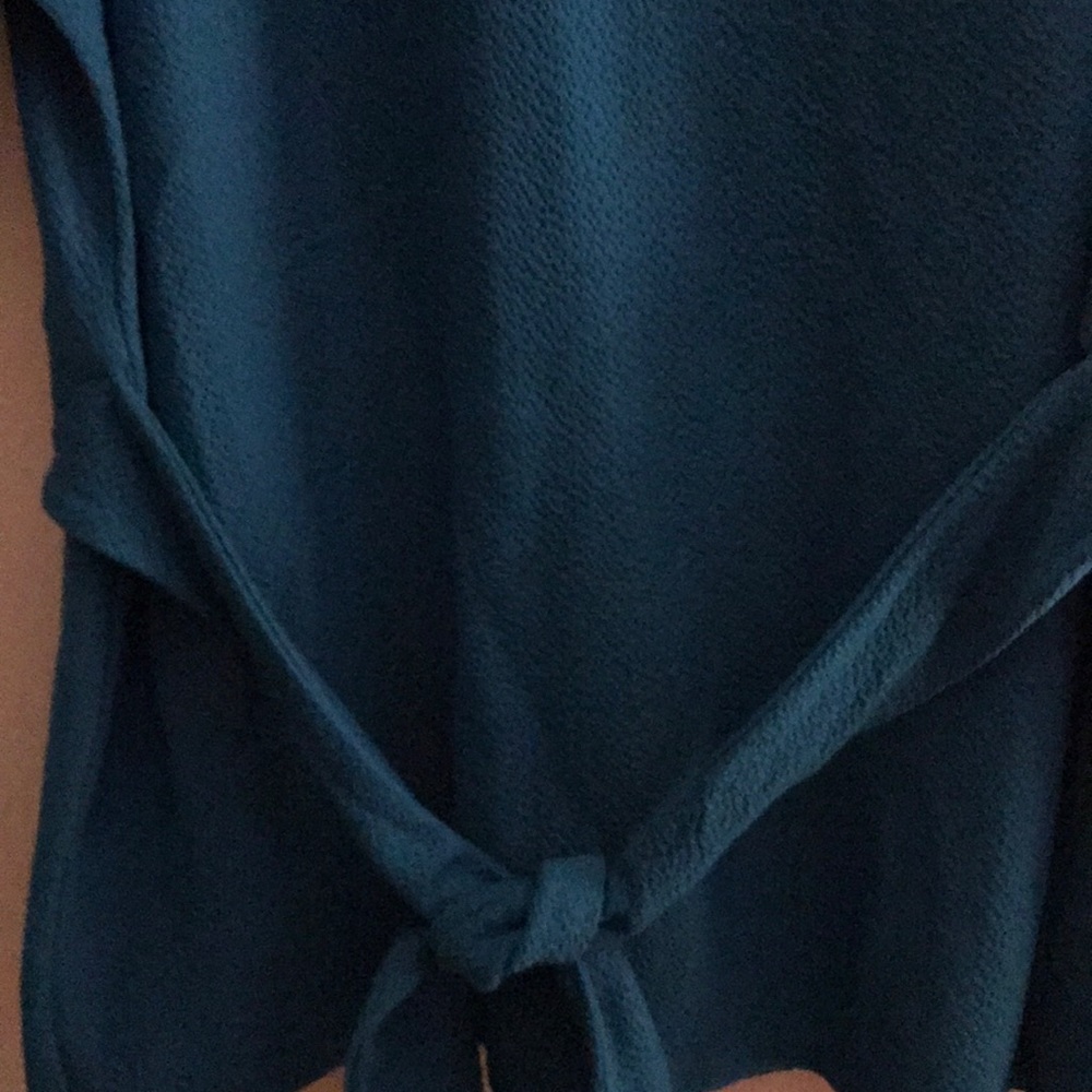 Top - Picture 3 of 6